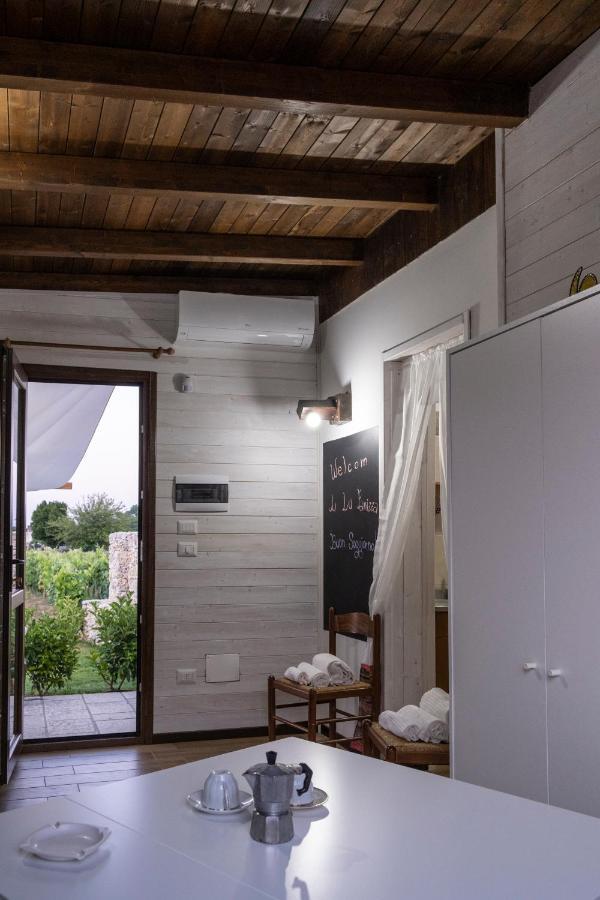 A Lu Fanizza Bed & Breakfast Cutrofiano Exterior photo