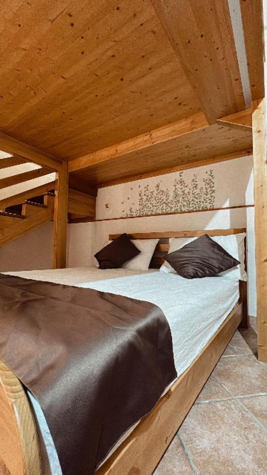 A Lu Fanizza Bed & Breakfast Cutrofiano Exterior photo